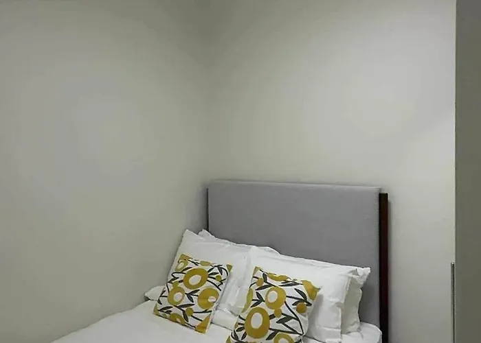 Stylish And Comfy * Manila