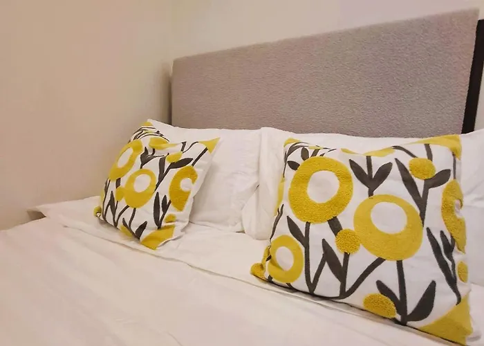 Stylish And Comfy Manila