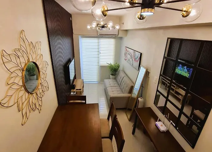 Stylish And Comfy * Manila