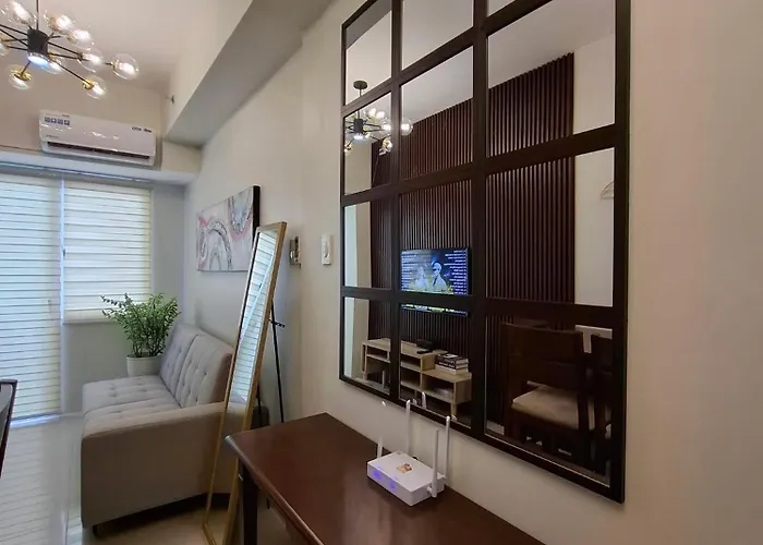 Stylish And Comfy * Manila