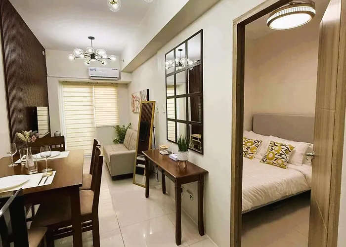 Stylish And Comfy Manila
