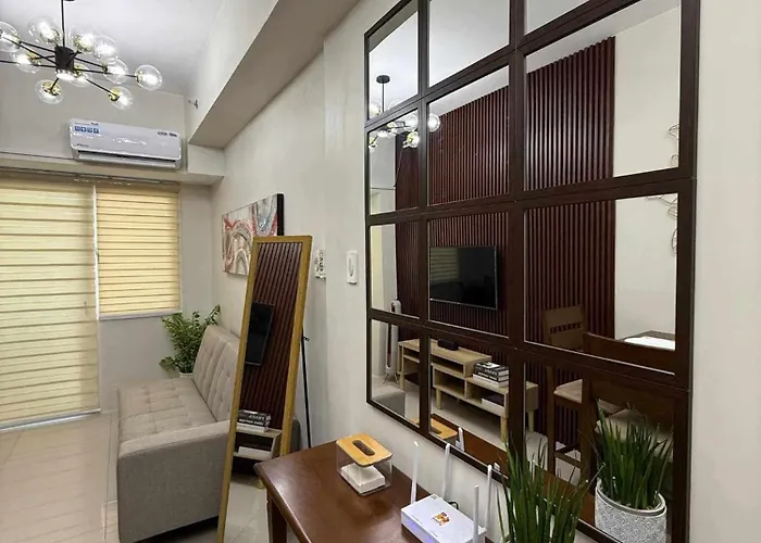 Stylish And Comfy Manila